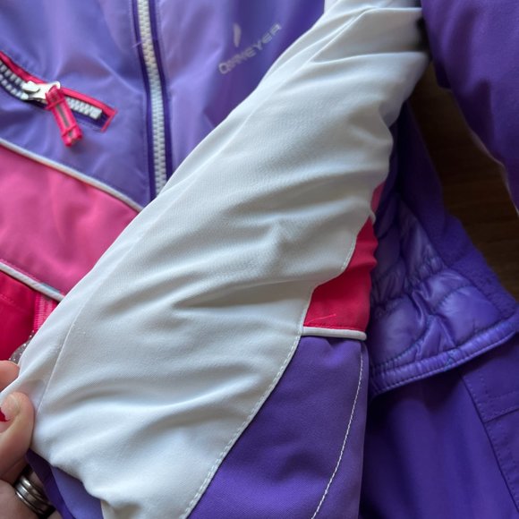 Obermeyer ski jacket and pants for kids - Like New Condition! Dry cleaned! - Picture 5 of 15
